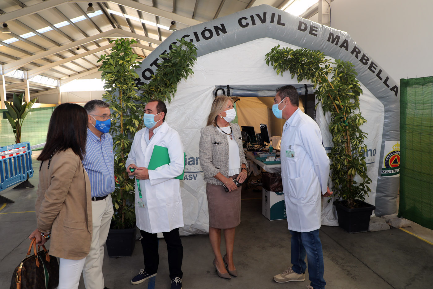 El Ayuntamiento colabora en la campaña de vacunación de la gripe habilitando la carpa de San Pedro Alcántara y el Palacio de Congresos para garantizar las medidas de seguridad